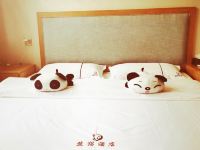 成都熊猫主题酒店 - 大床间