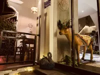 Fanchen Secluded Homestay (Fanjingshanshandongmen Shanshankou)