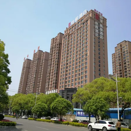 Echeng Hotel (Hanchuan Renmin Road)