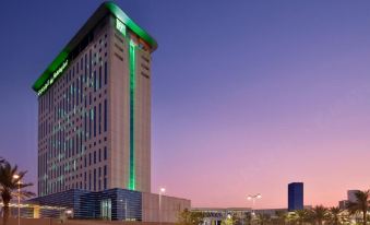 Holiday Inn & Suites Dubai Festival City, an IHG Hotel