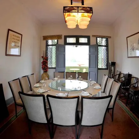 Ci'enlu Country Art Hotel