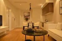 Sydney Holiday Apartment Hotels near Chunwan Scenic Area