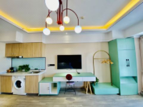 济南星期五酒店 - 潮流网红大床房