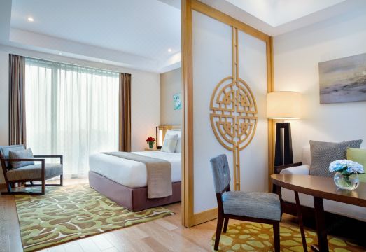 진샤호 해변 캠핑장