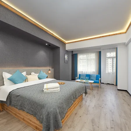 Xiaoyu Hotel (Changsha Railway Station Subway Station) Отели рядом с достопримечательностью «Железнодорожная станция Чанша»