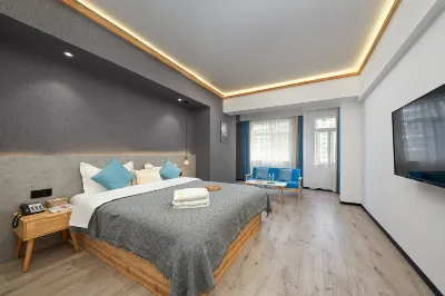 Xiaoyu Hotel (Changsha Railway Station Subway Station) Hotel berhampiran Stesen Kereta Api Changsha