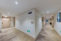 โรงแรมไรน์ (ศูนย์บริการนักท่องเที่ยวถ้ำเทิงหลง สถานีลี่ชวน)