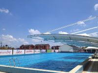 维也纳国际酒店(启东江天生态园店) - 室外游泳池