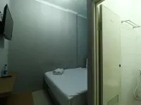 Barada Rooms Các khách sạn gần Khu phố Benton Junction