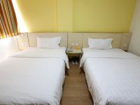 明光新华酒店 - 传统双床房