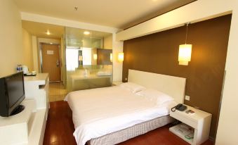 Motel 168 (Shenzhen Babailing Hongling North Road)