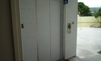 Kenting White Hotel