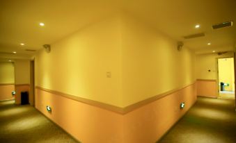Tongtong Express Hotel