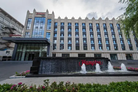 Hampton by Hilton Jilin Jilin Sterrt Отели рядом с достопримечательностью «Jihai Railway Terminal Former Site»