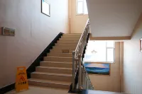 Ngawa County Youke Holiday Hotel
