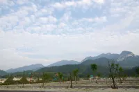 Tiantangzhai Lijun Hotel