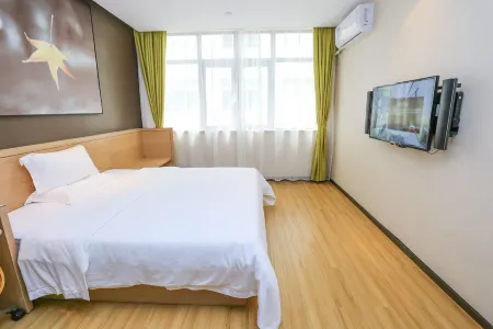 IU Hotel (Guangzhou Jingxi Nanfang Hospital Subway Station)
