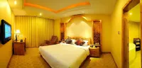 Gold Hotel Hotels near Red Army Push Forward Division Monument