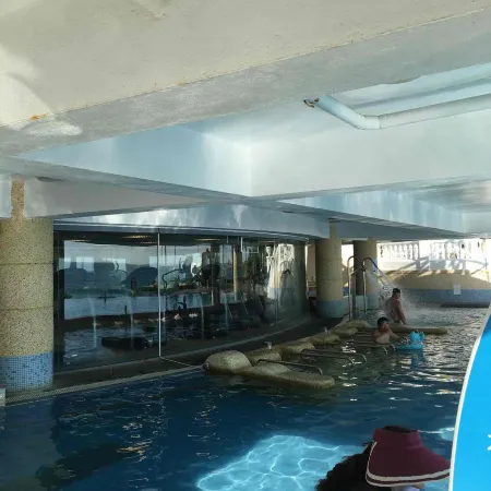 Chateau Beach Resort