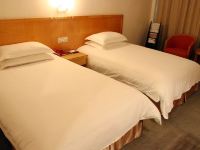 广州三寓宾馆 - 春晖楼标准双床房B