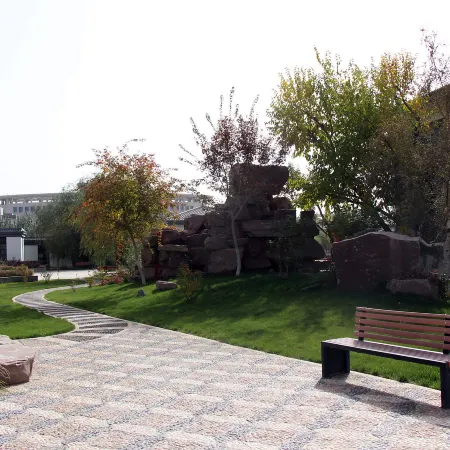 Baicheng Guesthouse