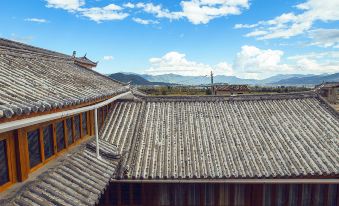 Lijiang Shuhe Snail Inn