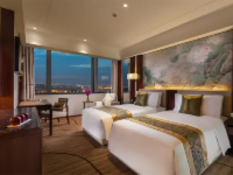 Dusit Thani Dongtai Hotels in Dongtai