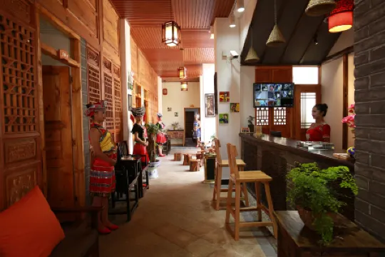 Huize Fengtai Mingqing Inn