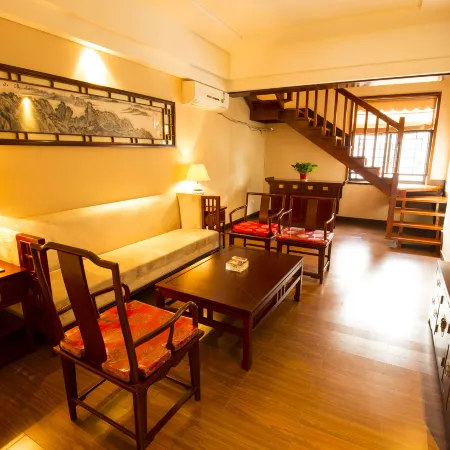 Sanqingshan Jinshawan Holiday Inn (East Jinsha Cableway)