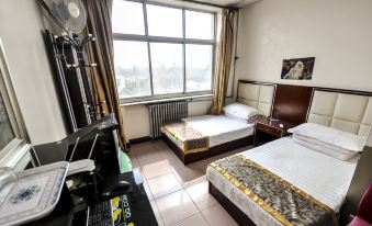 Sanhe station north guest house