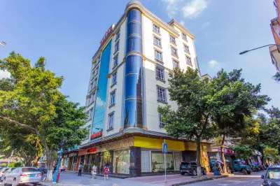 Santa Taosha Hotel (Zengcheng Wanda Plaza) Hotel in zona Huashang College of Guangdong University of Business Studies