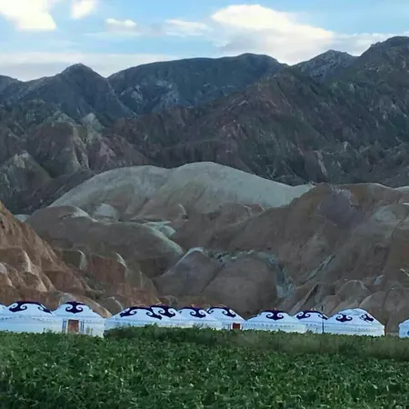 Kaoshan Daying Self-driving Tour Guesthouse