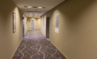 7 Days Premium Tangshan City Hall - Housity
