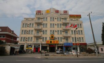 Super 8 Hotel (Shanghai Songjiang Chedun Movie City Nanyao Road)