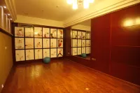 Lingdi International Hotel Hotels in Yilong