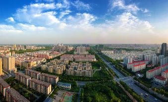 Fugang Hotel(Xuchang College High Speed Rail East Station Store)