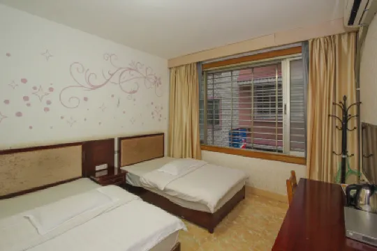 Guilin Fumanlou Hotel (Guilin North Railway Station)