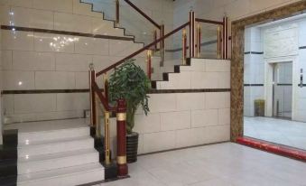 Qiongzhong Senquan Hotel