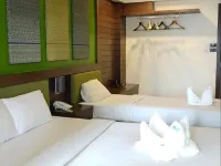 D&D Inn Khaosan Các khách sạn gần Trung tâm mua sắm Tha Maharaj