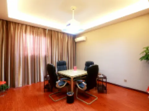 Lavande Hotel (Chibi High-speed Railway Station) Hotels in Chibi