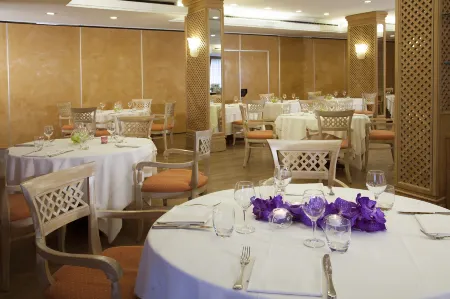 Starhotels Vespucci Отели в г. Каленцано