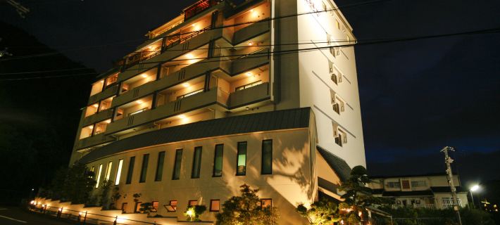 Arima Hot Spring Ryokan Hanamusubi Hotel a Kōbe