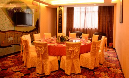 Grand Spring Hotel - Housity