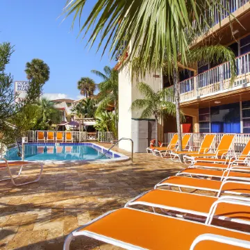Ocean Beach Palace Отели в г. Форт-Лодердейл