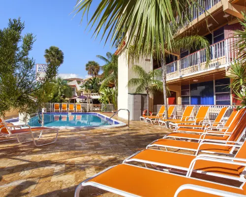 Ocean Beach Palace Hotels near Vista Park