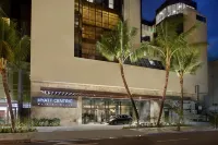 Hyatt Centric Waikiki Beach Hotels near Duke Paoa Kahanamoku Beach Park
