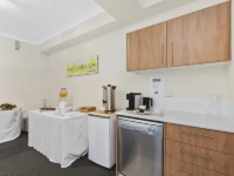 La Vida on Anzac Hotels in Redcliffe