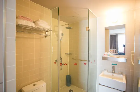 Jinjiang Inn Select (Shaoxing Luxun's Hometown Metro Station) Photos