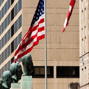 Holiday Inn CHICAGO DWTN - THE MART by IHG Отели рядом с достопримечательностью «Железнодорожный вокзал Юнион-Стейшн»