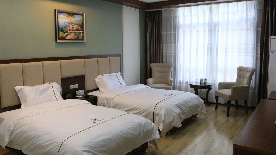 Foping Clear Water Bay Hotel
